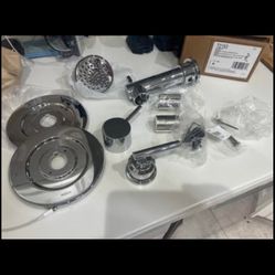 Moen tub/ shower trim chrome