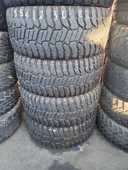 35×12.50R22