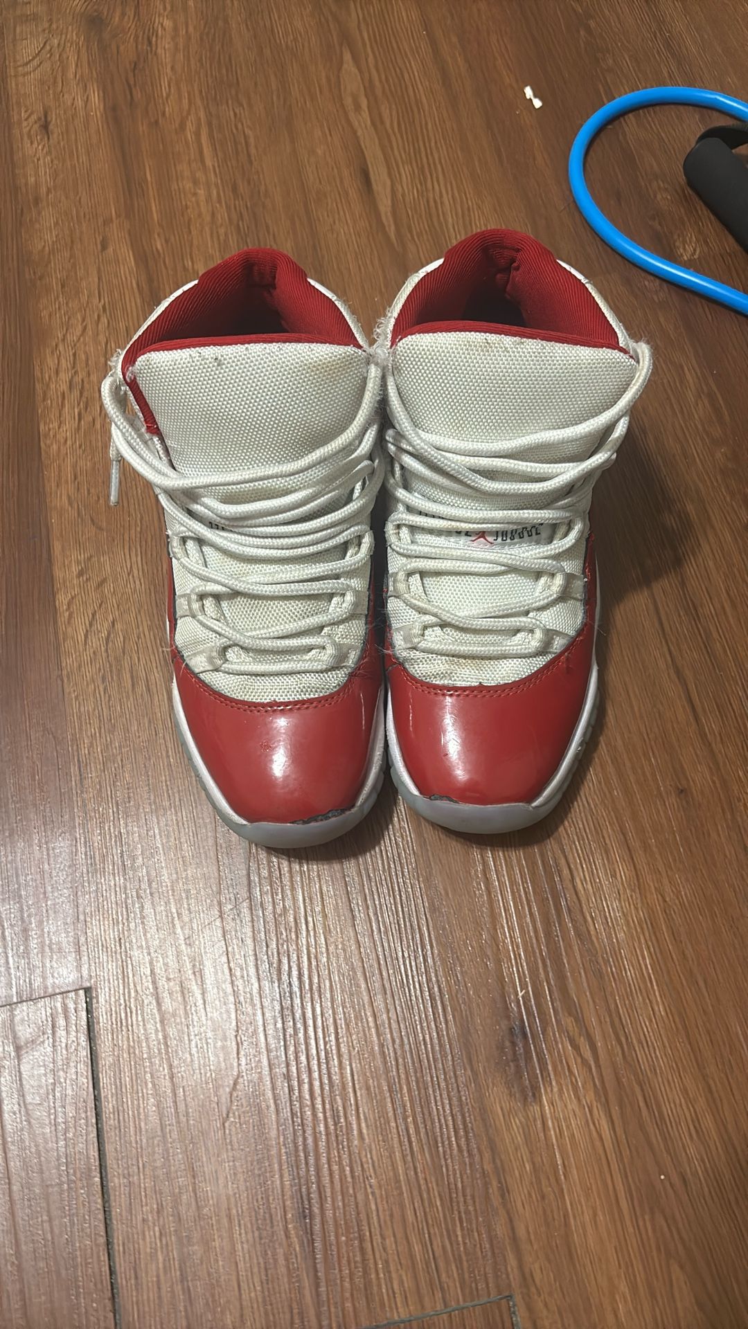 Jordan 11 Cherry