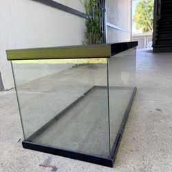Large Glass Reptile / Animal Enclosure – Sliding Mesh Top (~25 Gal)