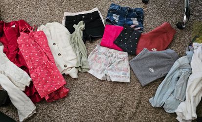 Girl clothing size 6/7/8