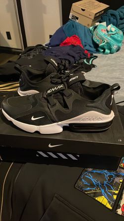Nike Air Max Infinity Sneakers size 10M