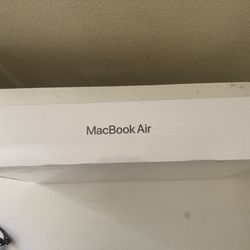 MacBook Air Laptop 