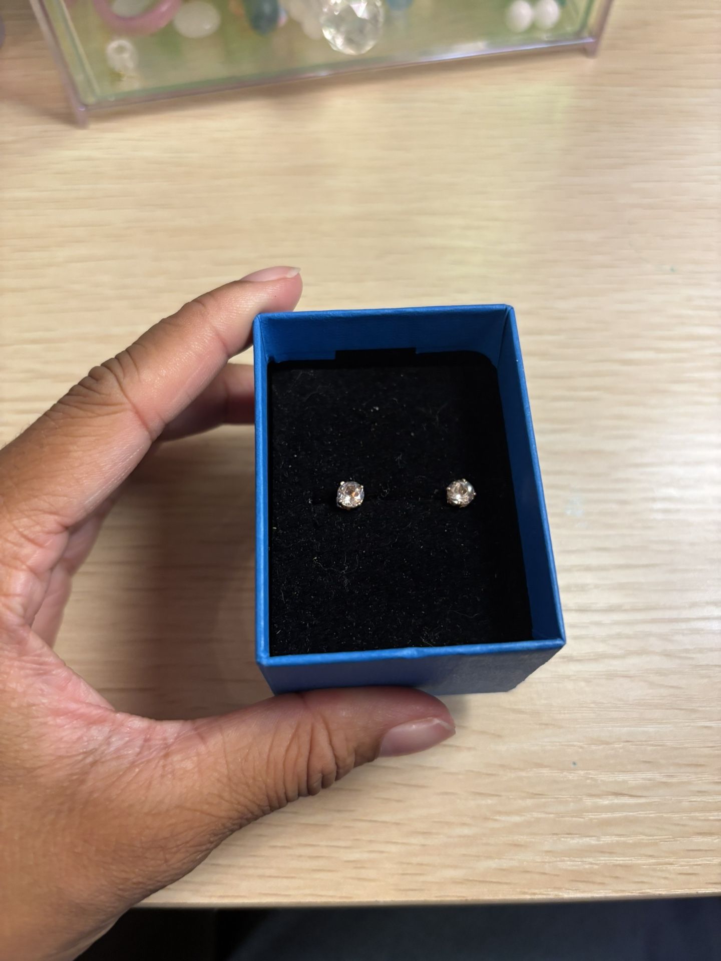 beautiful morganite earings 1ct 10kt rose gold 80$ very very firm 