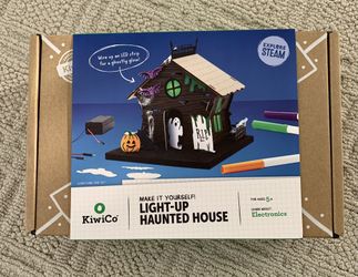 New-Halloween Themed-Kiwi Co Science Kit-Light House Haunted House 