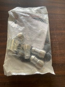 GM Chrome Wheel Lock Set