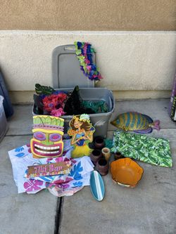 Luau Decorations