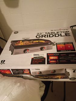 22-in Blackstone flat top griddle