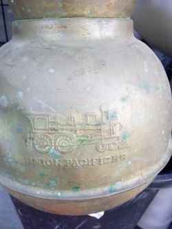 Union Pacific Spittoon Vintage 