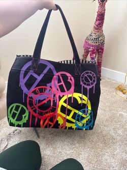HENRI BENDEL