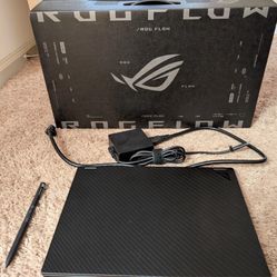Asus ROG Flow X13 GV302XV Gaming Notebook - RTX 4060