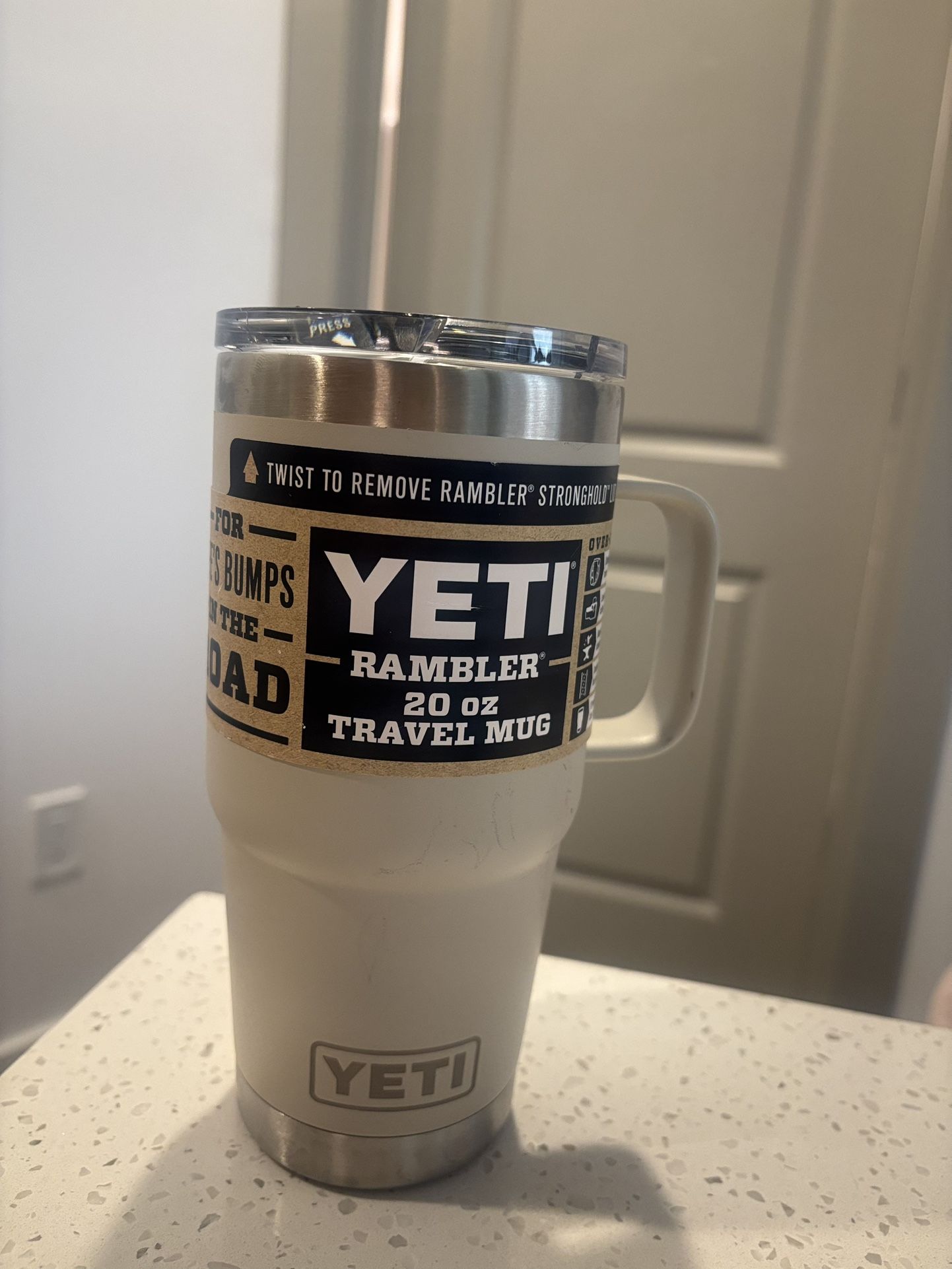 Tan 20oz Yeti Cup