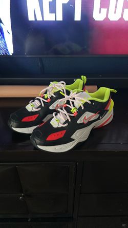 New Nike shoes size 10 m