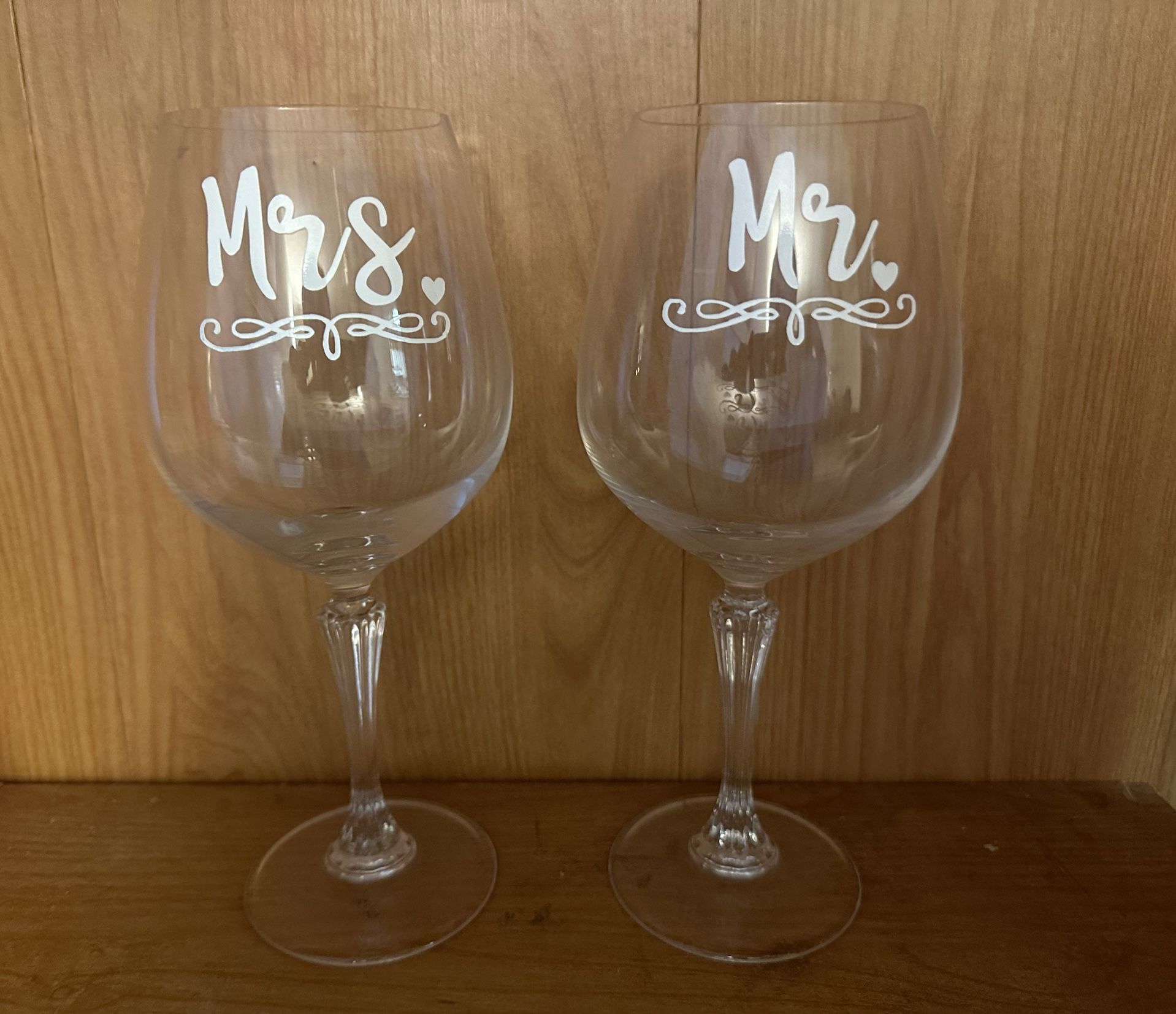 New Mr & Mrs Wine Glasses