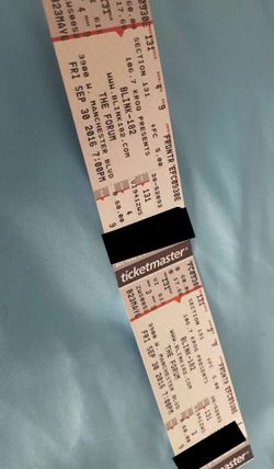 Blink 182 @ The Forum 09/30