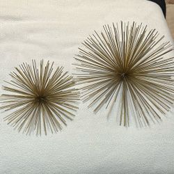 Bronze Spikey Wall Decor