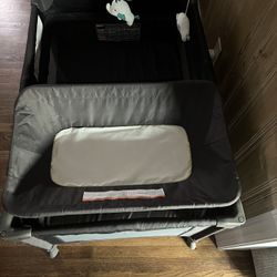 Pano Babe 4 In 1 Baby Playard With Bassinet And Changing Table For Newborn 