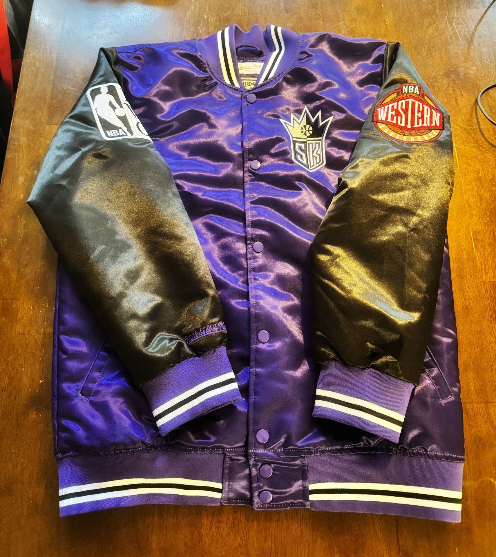 Youth Large Sacramento Kings Jacket