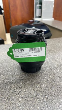 Nikon DX VR AF-S Nikkor 18-55 Lense