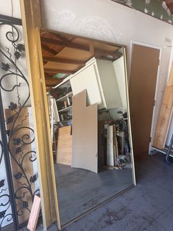 4 Mirror closet doors great shape