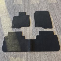 Honda CRV Mats 2017-2022 Carpet Floor Mat Set  NEW OEM Set Of 3 Genuine