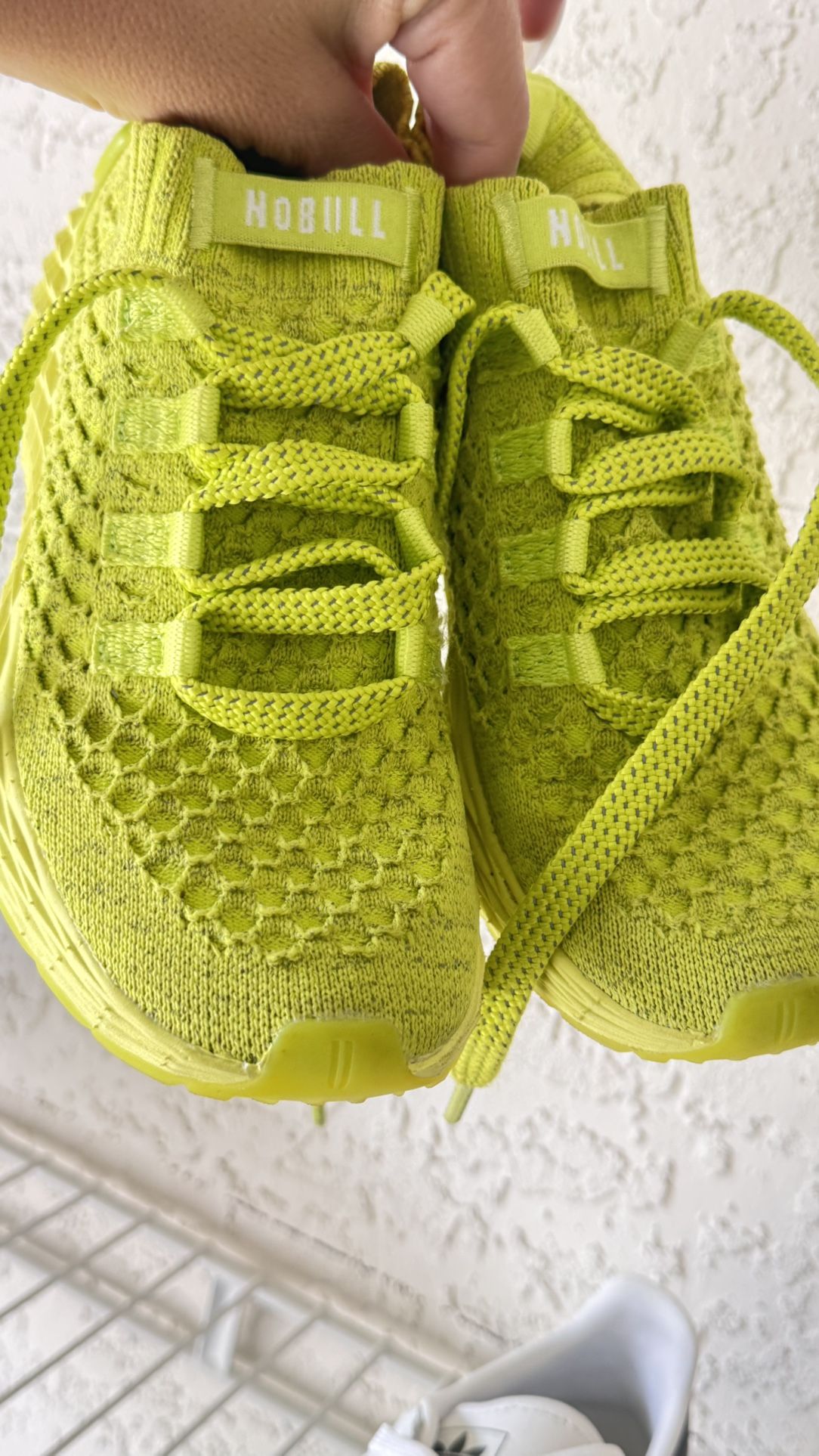 NOBULL Neon Sneakers KIDS