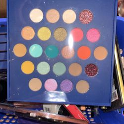 Make Up Pallet
