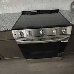 Flattop electric stove
