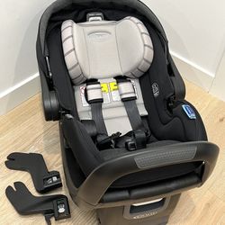Like NEW Graco SnugRide SnugFit 35 DLX Infant Car Seat, Maison Color