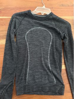 Lululemon long sleeve