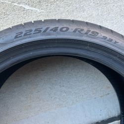 225/40R19 Pirelli P Zero PZ4 Run Flat Tires – BMW ★ (Like New)