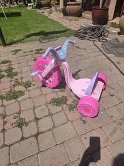Minnie girl tricycle