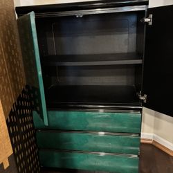 Chester Draw , and Dresser