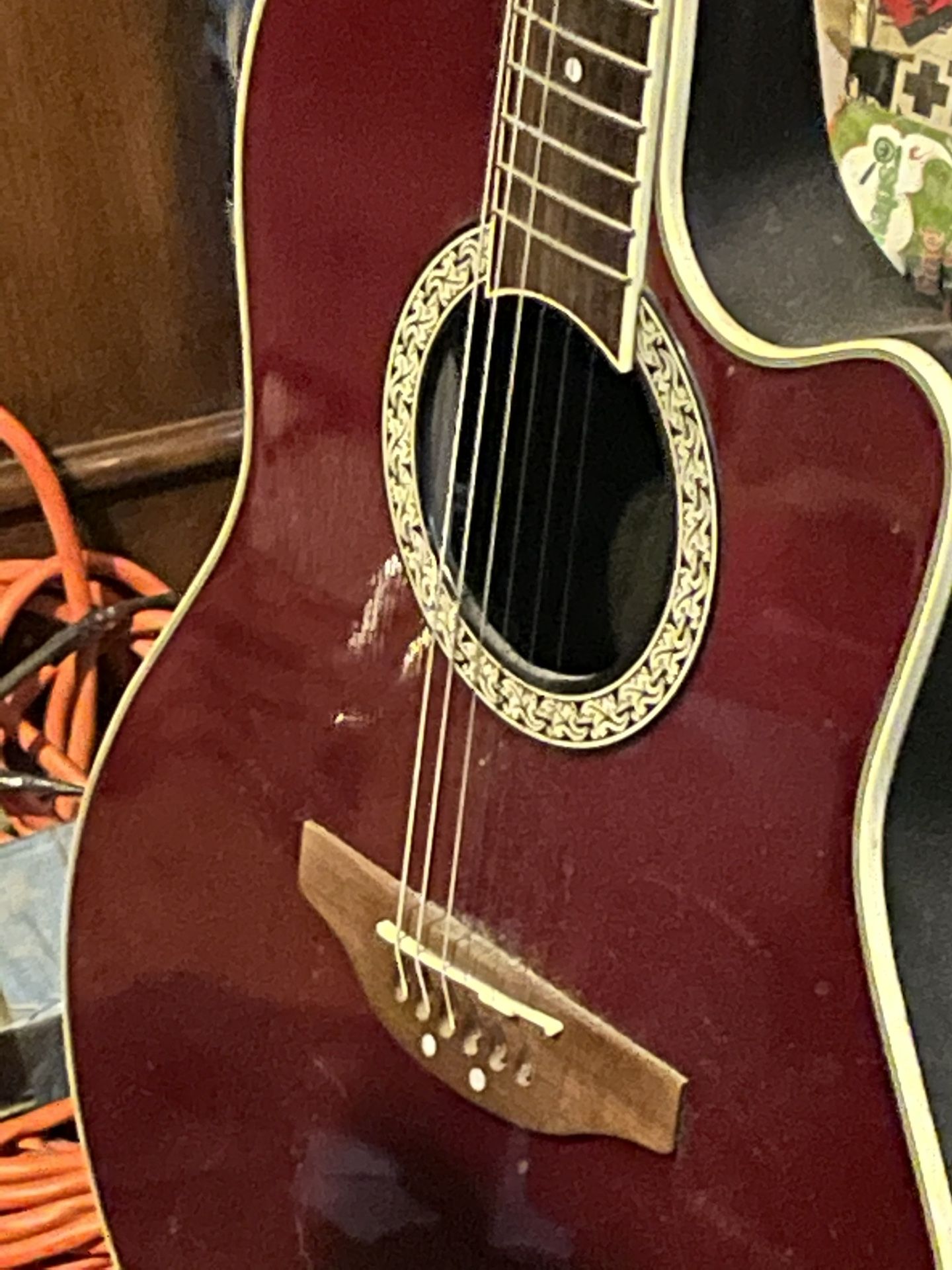 Ovation Roundback