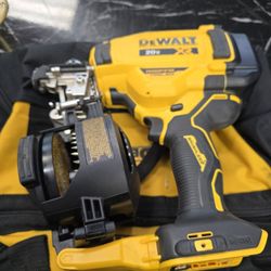 Dewalt 20V MAX 15-Degree Electric Cordless Roofing Nailer (Tool Only)