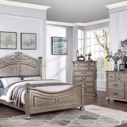 Queen Bed Frame And Mattress Included.       Cama Queen Con El Colchon Incluido 