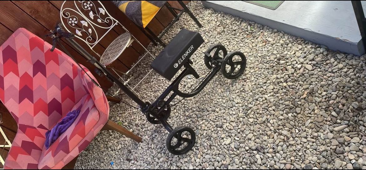 Knee Walker