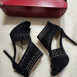 JLO open Toe Bootie Heels 6.5