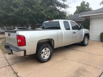 2011 Chevrolet Silverado great condition