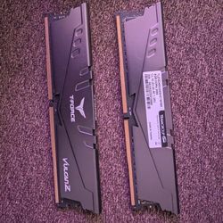 T Force 2 x 8 GB DDR4 3000 RAM