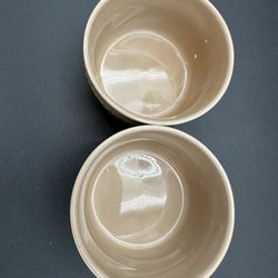 Two Smuckers jam Bowls