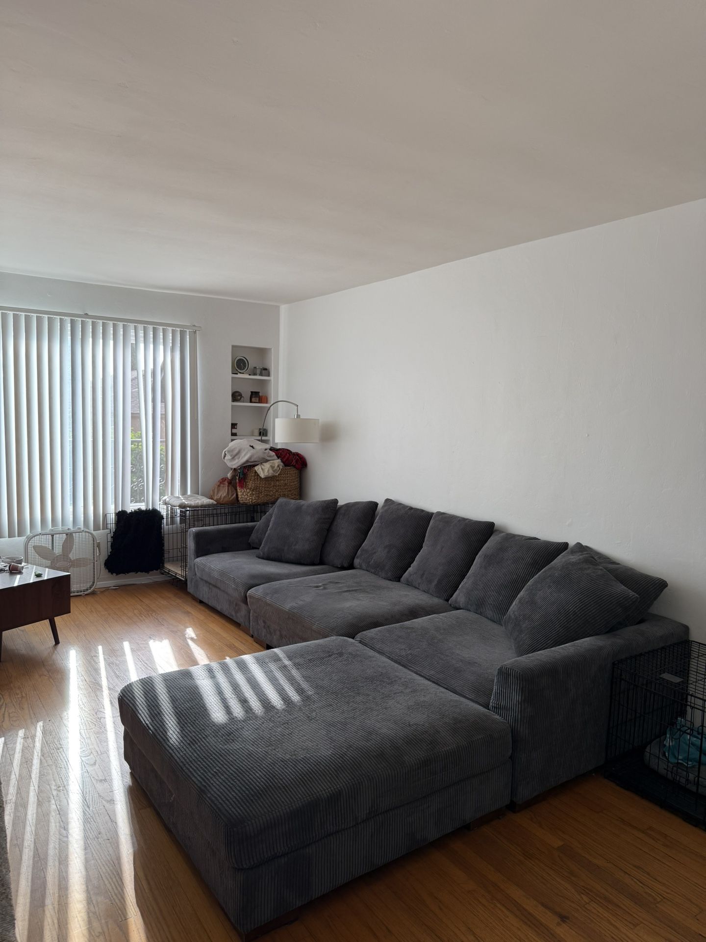 Ashon Sectional Sofa Couch