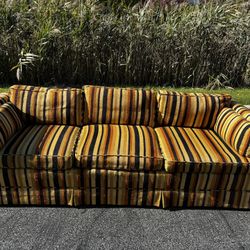 Vintage 70s Stripped Sherrill Sofa*FREE curbside Delivery 🚚 