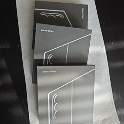 UNLOCKED SAMSUNG FOLD 7 258GB ($1200/1)