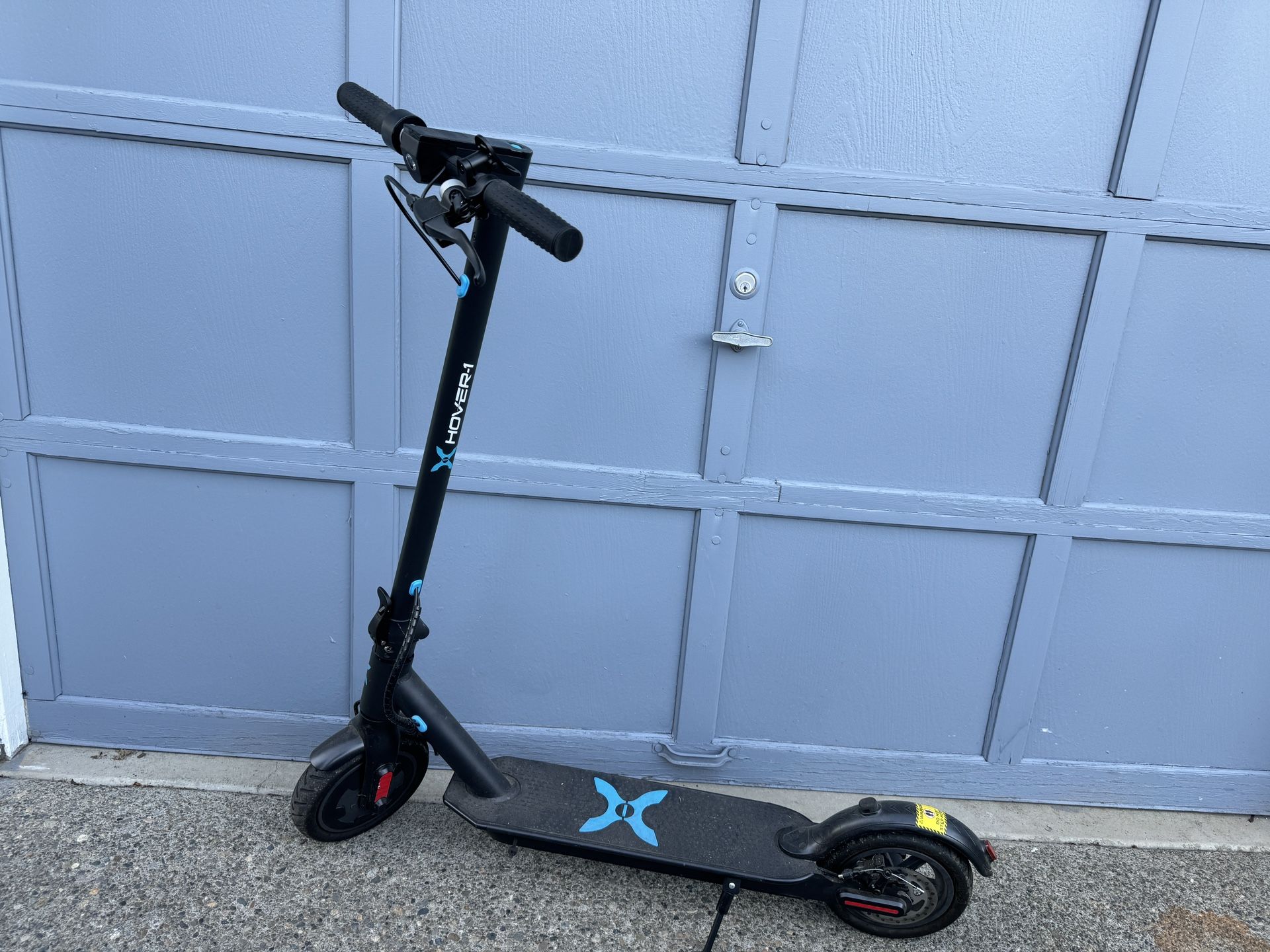 Hover 1 Pioneer Electric Scooter for Sale in Maple Valley, WA OfferUp
