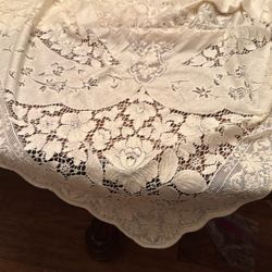 Off White Lace Rectangle Tablecloth
