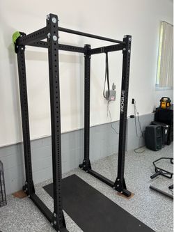 ROGUE  FLAT FOOT MONSTER LITE RACK