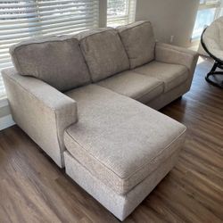 L-Shape sectional Couch (Free Delivery) 