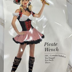 Women’s Pirate Costume 