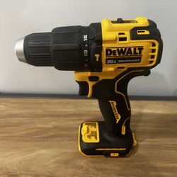 New DEWALT ATOMIC 20V MAX Cordless Brushless Compact 1/2 in Hammer Drill (Tool Only)